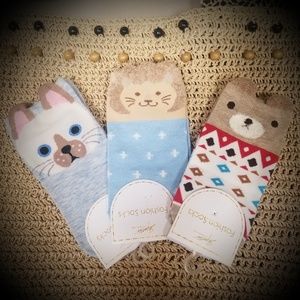 3/$25♥️ Fuzzy Forest Fashion Socks New
